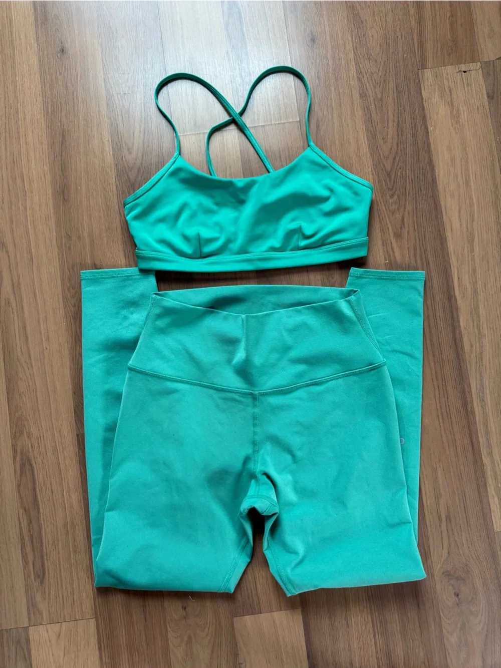 Women’s High-Waist Active Leggings & Strappy Sports Bra - Teal Green ALO